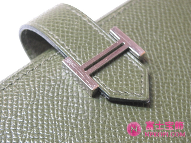ブランド名：HERMES（エルメス）商品名：ベアン三つ折長財布HERMES032803024